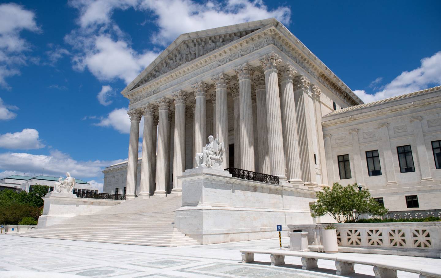 The Supreme Court’s Increasingly Dim View of the News Media – S.J ...